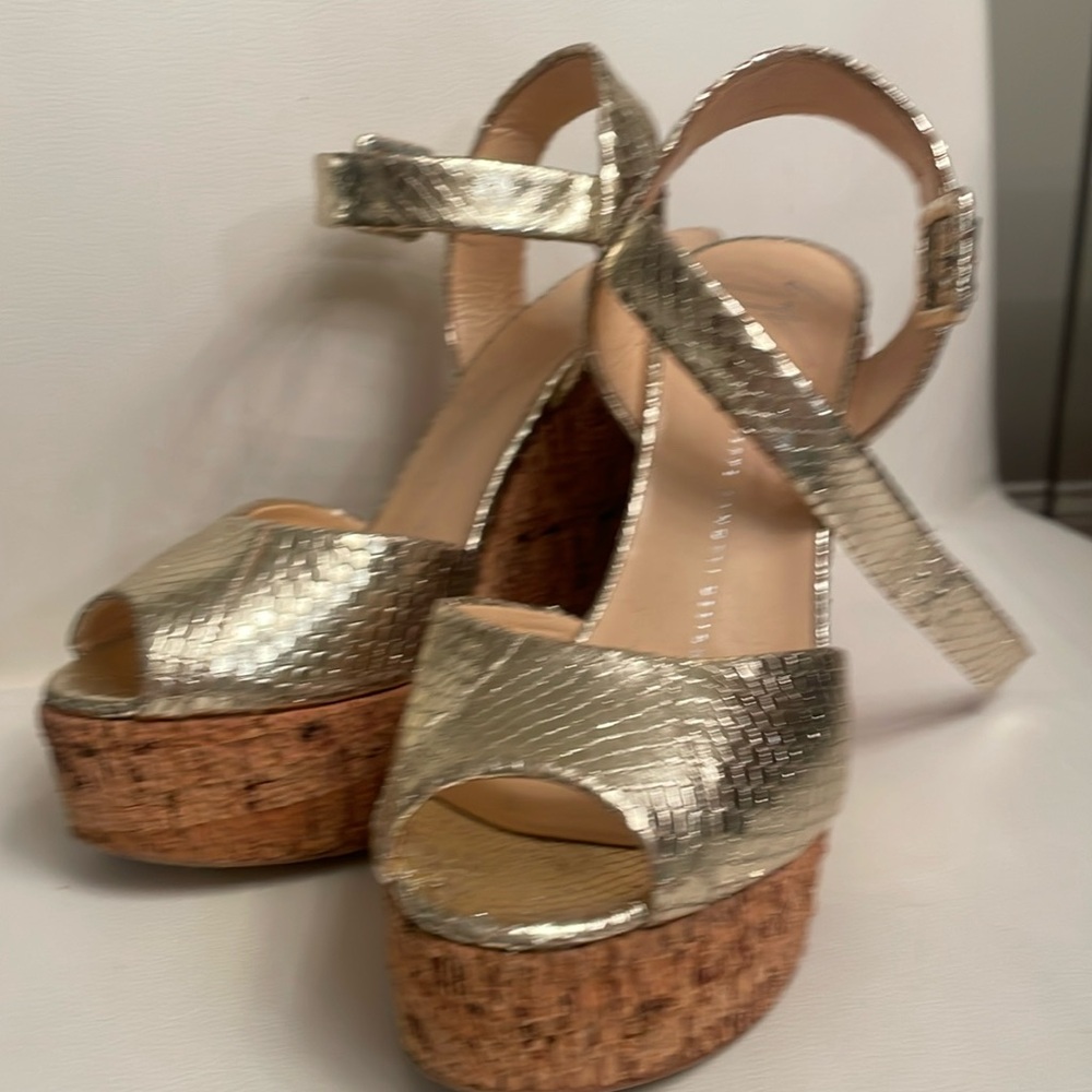 Platform sandals